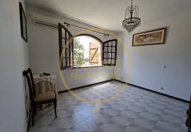 5 bedroom villa with sea view in Loulé