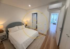 Rentals per year, new apartment with sea view and pool in the center of Loulé
