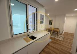 Rentals per year, new apartment with sea view and pool in the center of Loulé