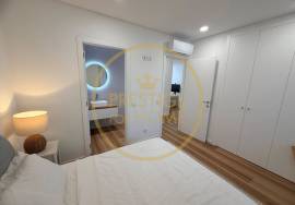 Rentals per year, new apartment with sea view and pool in the center of Loulé