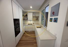 Rentals per year, new apartment with sea view and pool in the center of Loulé
