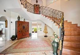 listing listing