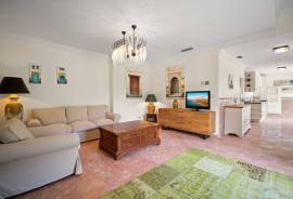 listing listing