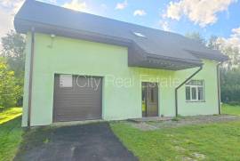 Detached house for rent in Riga district, 210.00m2