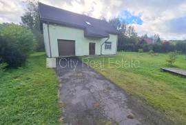 Detached house for rent in Riga district, 210.00m2