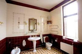 Apartment for rent in Riga, 598.00m2