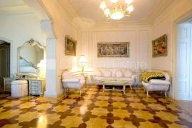 Apartment for rent in Riga, 598.00m2