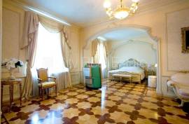 Apartment for rent in Riga, 598.00m2