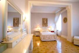 Apartment for rent in Riga, 598.00m2
