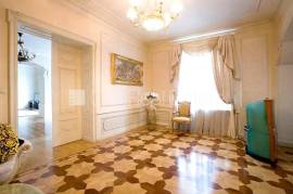 Apartment for sale in Riga, 598.00m2