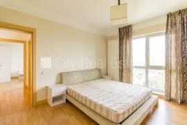 Apartment for rent in Riga, 100.00m2