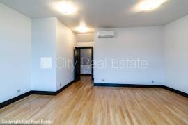 Apartment for rent in Riga, 186.00m2