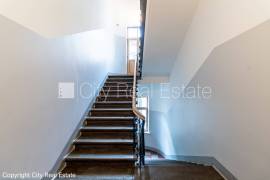 Apartment for rent in Riga, 186.00m2