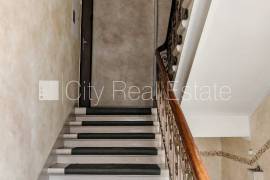 Apartment for rent in Riga, 155.00m2