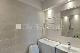Studio for rent in Riga, 60.00m2 Studio for rent in Riga, 60.00m2