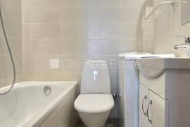 Studio for rent in Riga, 60.00m2 Studio for rent in Riga, 60.00m2