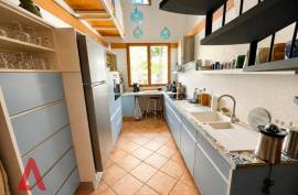 6 room, 200m2 Country house for sale in Cabrerolles - 345 000 € * 6 room, 200m2 Country house for sale in Cabrerolles - 345 000 € *
