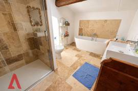 6 room, 200m2 Country house for sale in Cabrerolles - 345 000 € * 6 room, 200m2 Country house for sale in Cabrerolles - 345 000 € *