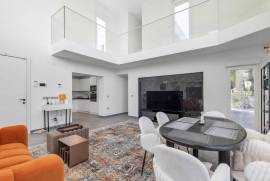 listing listing