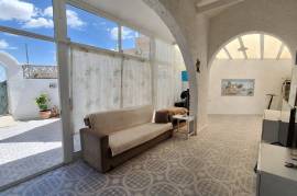 listing listing