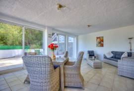 listing listing