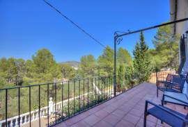 listing listing