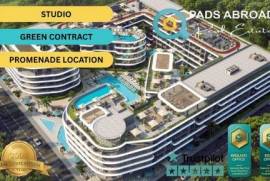 A first-floor studio overlooking the mountains, set within a resort offering a lagoon, rooftop pool and secure Green Contract ownership.
