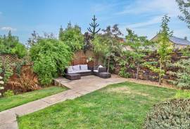 listing listing