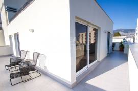 Leasehold | 1 Bedroom Apartment | Rooftop | Sea View | Sint Maarten | Madeira Island Leasehold | 1 Bedroom Apartment | Rooftop | Sea View | Sint Maarten | Madeira Island