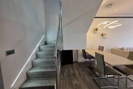 listing listing