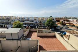 listing listing