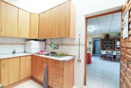 listing listing