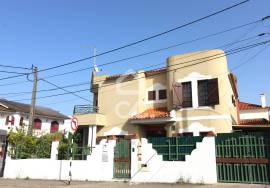 Commercial property Seixal