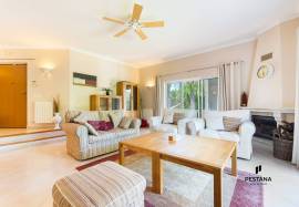 Three-bedroom villa with swimming pool in Pestana Gramacho Golf Resort, Carvoeiro - Algarve Three-bedroom villa with swimming pool in Pestana Gramacho Golf Resort, Carvoeiro - Algarve