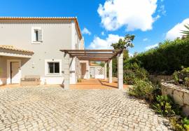 Three-bedroom villa with swimming pool in Pestana Gramacho Golf Resort, Carvoeiro - Algarve Three-bedroom villa with swimming pool in Pestana Gramacho Golf Resort, Carvoeiro - Algarve