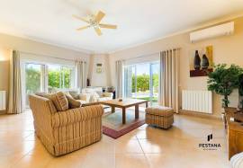 Three-bedroom villa with swimming pool in Pestana Gramacho Golf Resort, Carvoeiro - Algarve Three-bedroom villa with swimming pool in Pestana Gramacho Golf Resort, Carvoeiro - Algarve