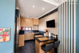 Albufeira - center - Studio T0 with pool and gardens