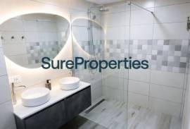 Newly refurbished flat just a few metres from the beach Newly refurbished flat just a few metres from the beach