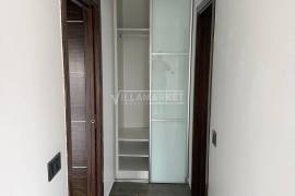 Spacious and luxurious 3 bedroom apartment with 2 suites, garage and attic located in the Urbanization encosta do sol in Leiria
