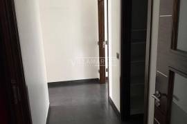 Spacious and luxurious 3 bedroom apartment with 2 suites, garage and attic located in the Urbanization encosta do sol in Leiria