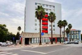 Commercial store of the stall with 51m2 located in Ramada in Odivelas