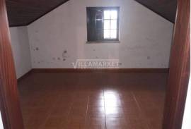 3 bedroom villa detached from the bank with patio located in Foros da Afeiteira, Vendas Novas