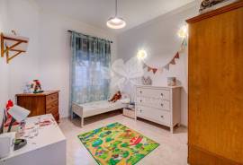 2-Bedroom House for Sale in Estoi, Algarve, Roof Terrace & Sea Views 2-Bedroom House for Sale in Estoi, Algarve, Roof Terrace & Sea Views