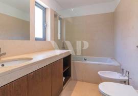 2 bedroom apartment in Victoria Gardens with Pool and Garage, Vilamoura 2 bedroom apartment in Victoria Gardens with Pool and Garage, Vilamoura