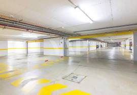 2 bedroom apartment in Victoria Gardens with Pool and Garage, Vilamoura 2 bedroom apartment in Victoria Gardens with Pool and Garage, Vilamoura