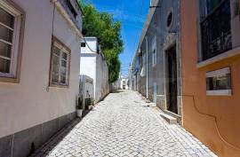 Tavira centre 2 bedroom townhouse with patio & large sun terrace Tavira centre 2 bedroom townhouse with patio & large sun terrace