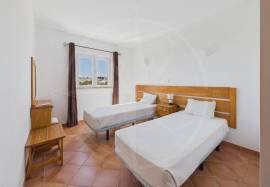 Tavira 2 bed apartment with Pool Views in Quinta do Morgado resort
