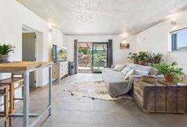 Exclusive and modern countryside Quinta on large plot, minutes from Moncarapacho