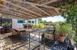 Exclusive and modern countryside Quinta on large plot, minutes from Moncarapacho