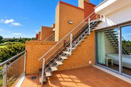 Long-Term Rental | Top Floor 2 Bedroom Golf Front Apartment with Private Rooftop Terrace | Millennium Golf, Vilamoura